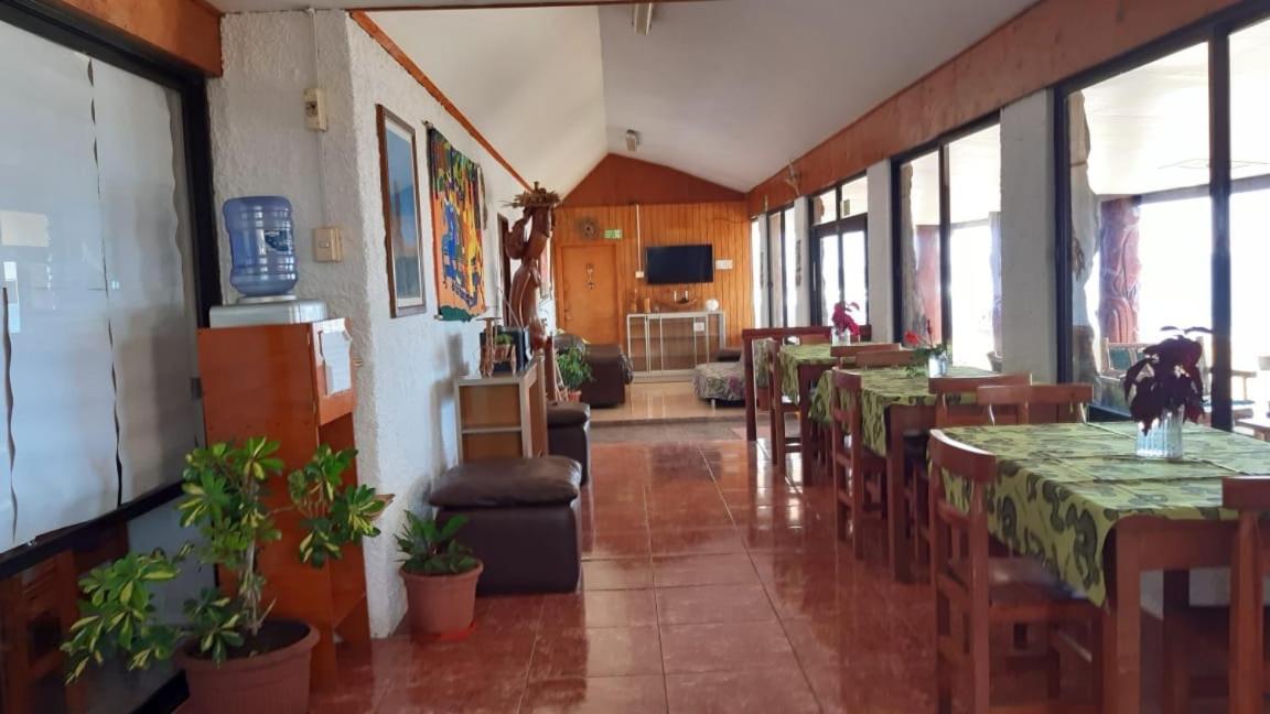 Cabanas & Hostal Tojika Hanga Roa Kültér fotó