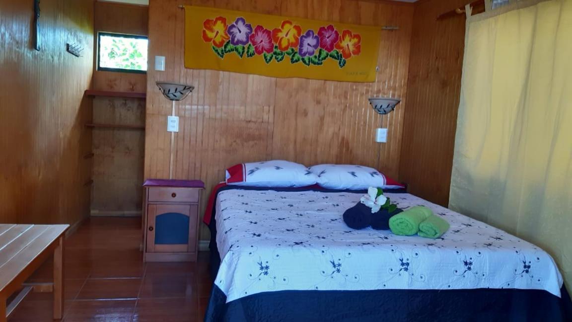 Cabanas & Hostal Tojika Hanga Roa Kültér fotó