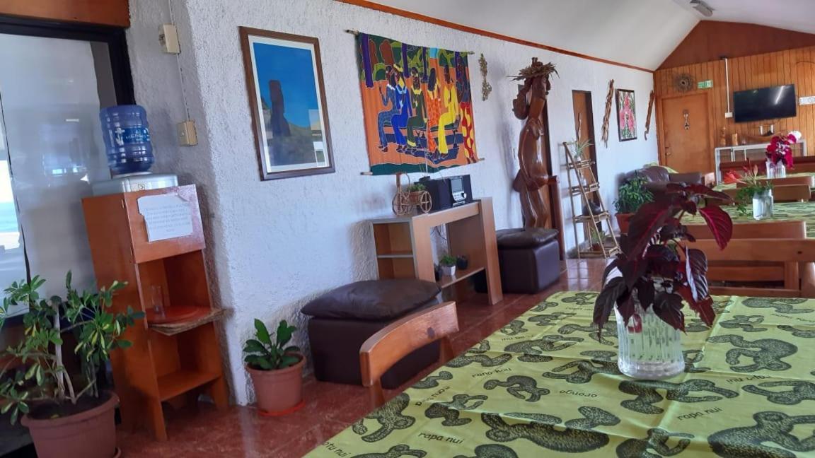 Cabanas & Hostal Tojika Hanga Roa Kültér fotó