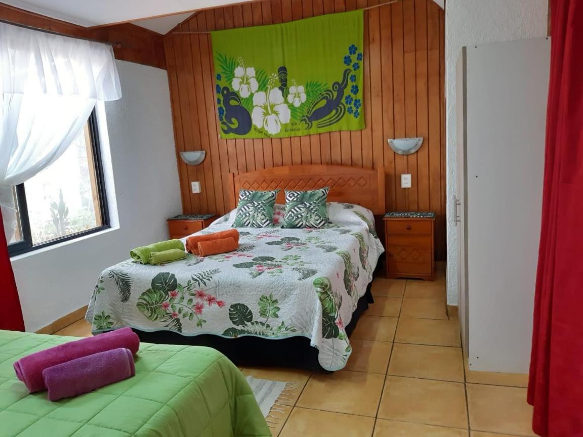 Cabanas & Hostal Tojika Hanga Roa Szoba fotó